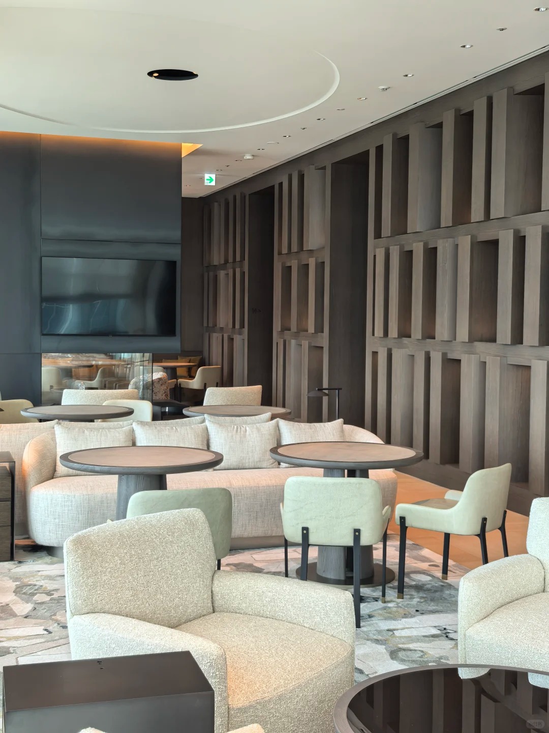 ホテルの寝室の家具