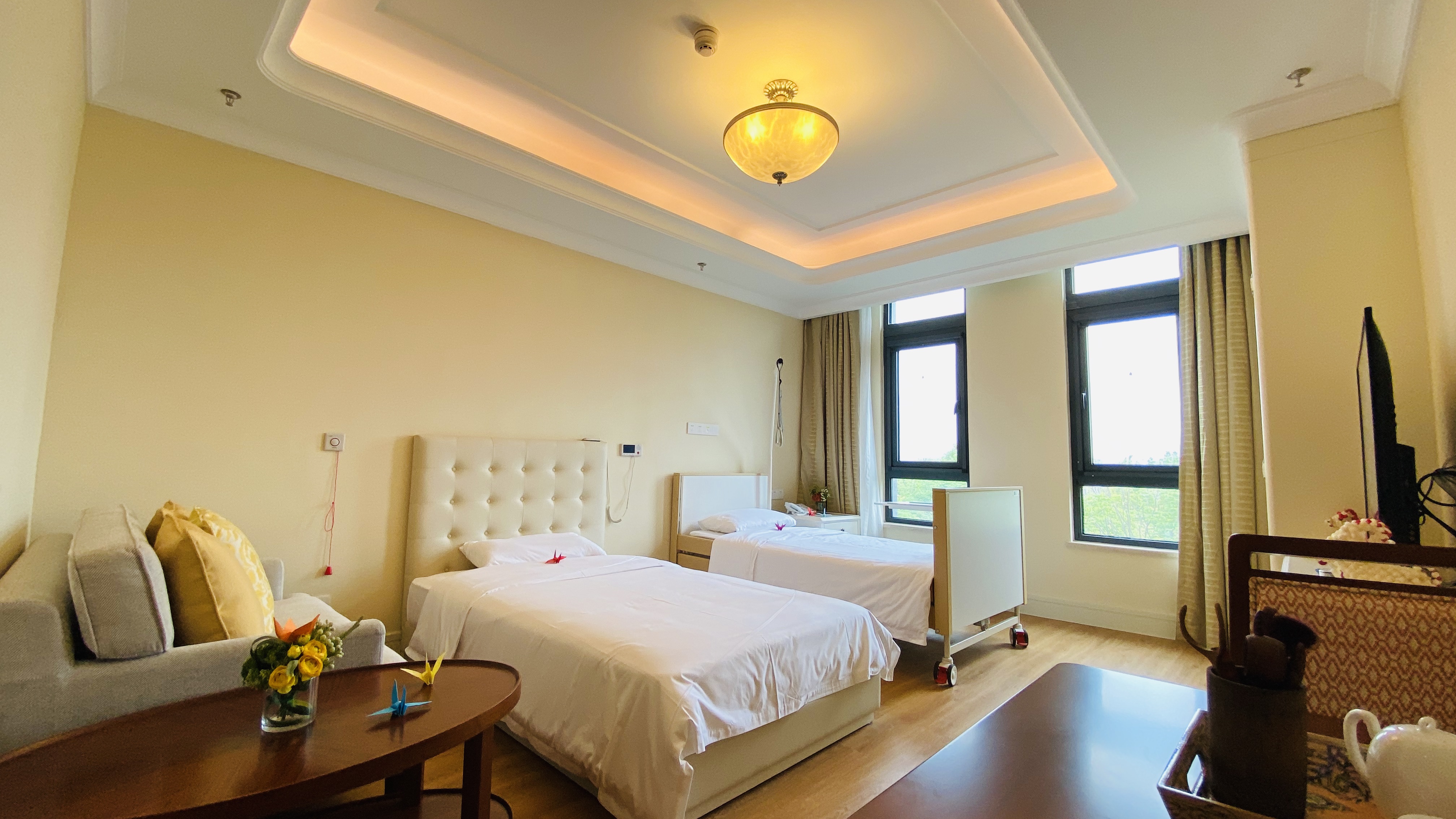 ホテルの寝室の家具