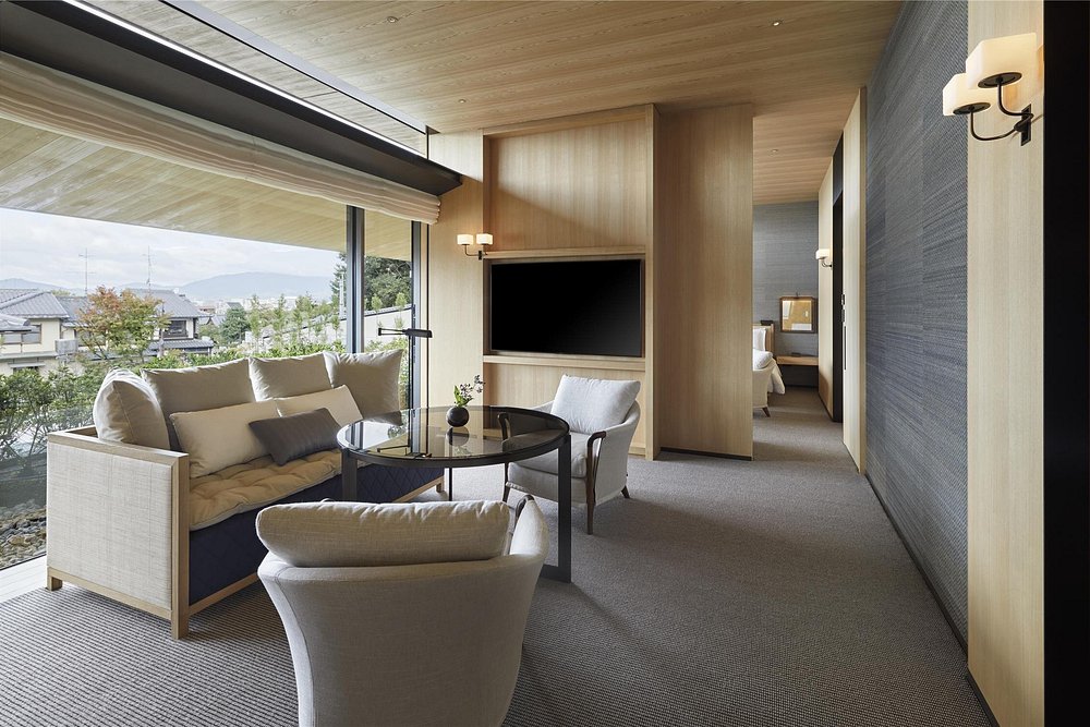 ホテルの家具販売