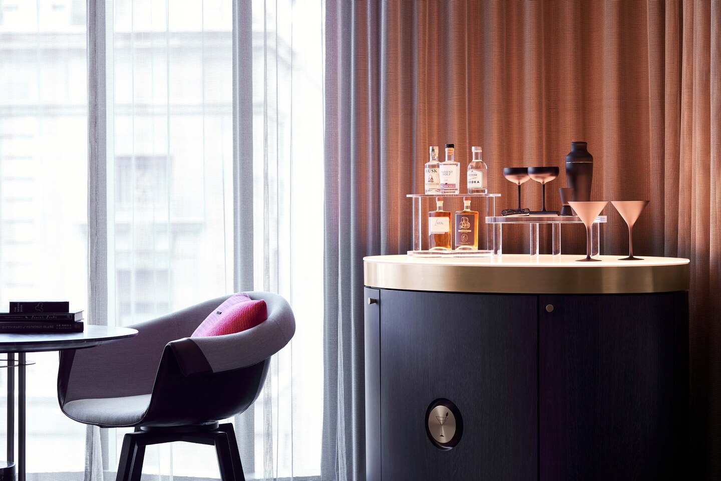 ホテルの寝室の家具