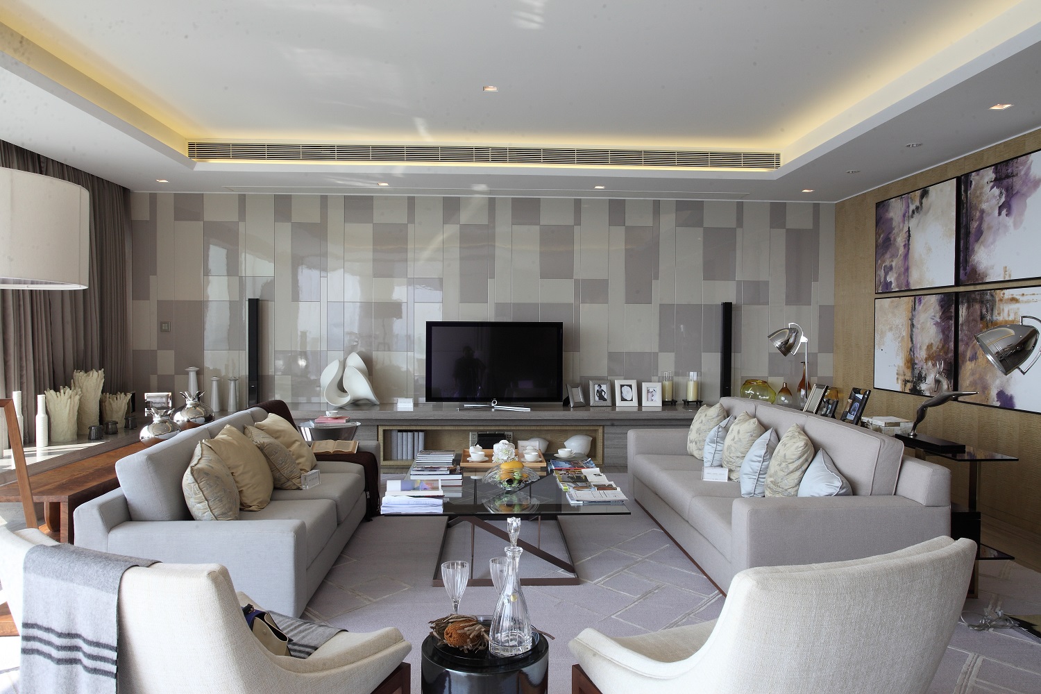 ホテルの寝室の家具