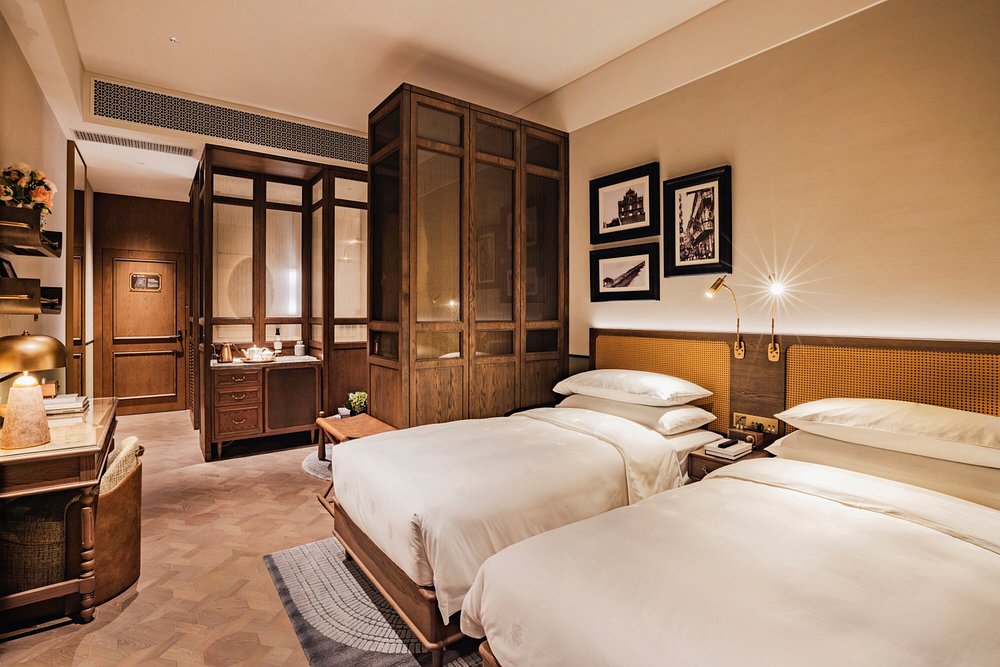 商業寝室用家具