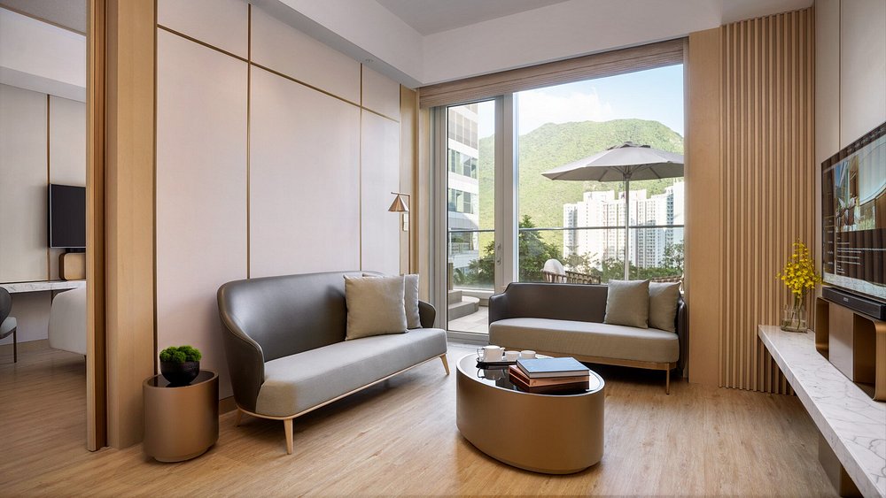 リビングルームのソファ家具