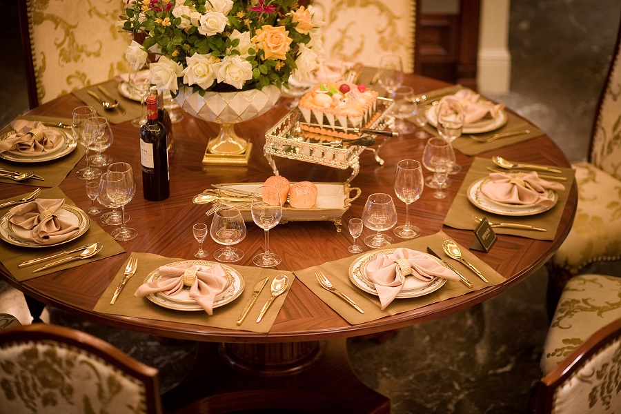 ホスピタリティ家具メーカー