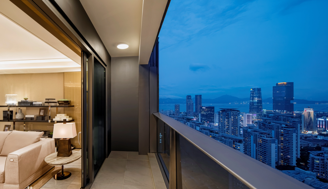 ホスピタリティ家具工場