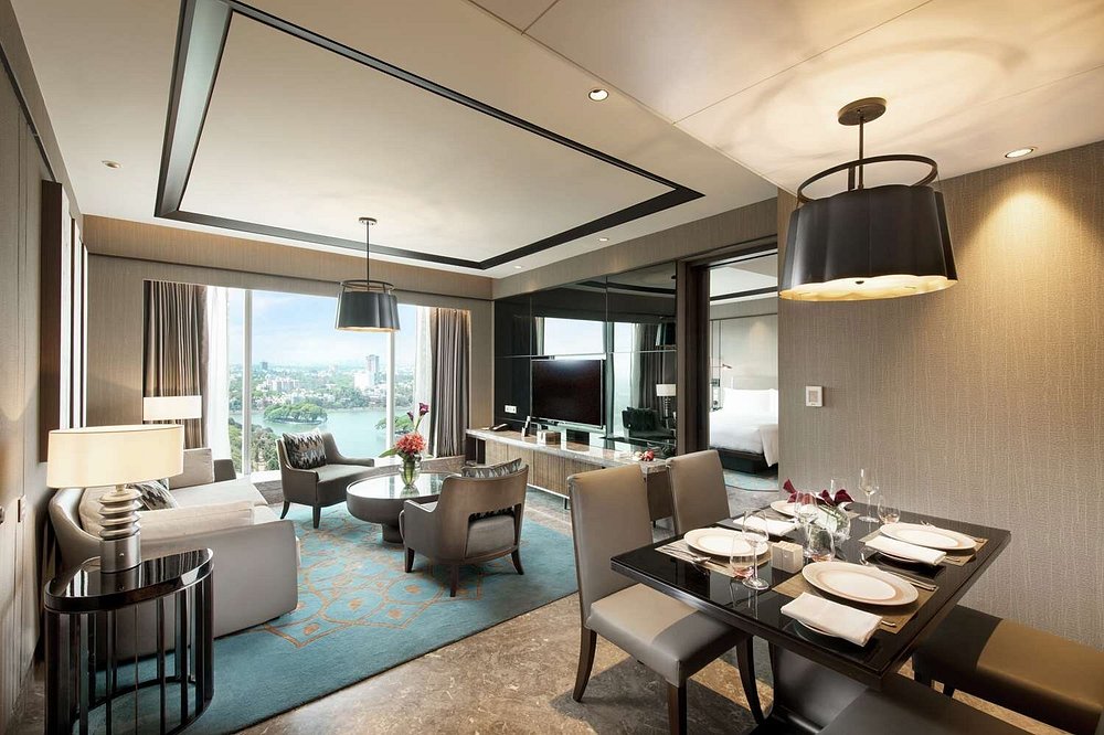 商業ホテルの家具