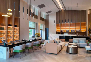 プーアル建華インターナショナルホテルのキャビネット