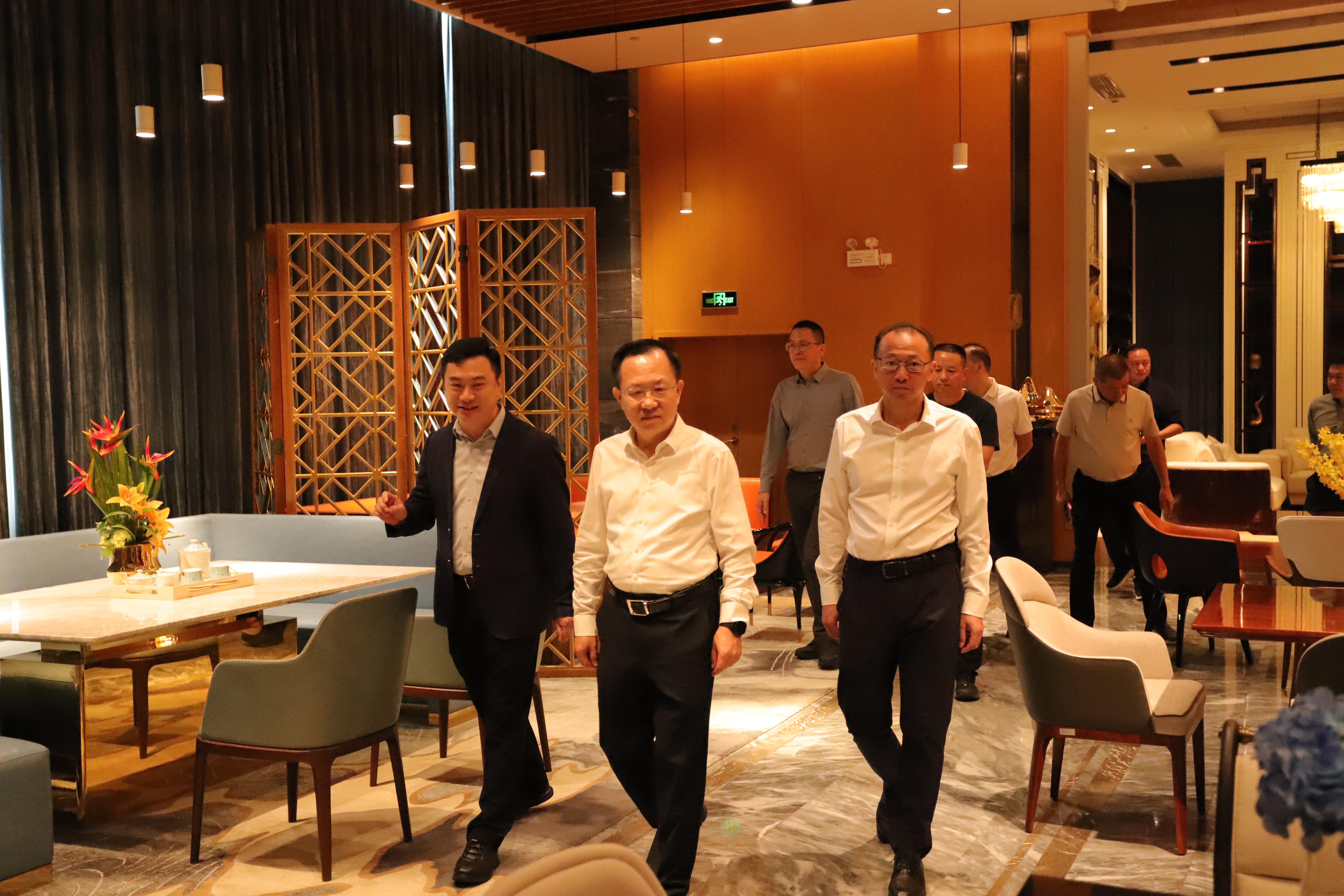 センユアン家具