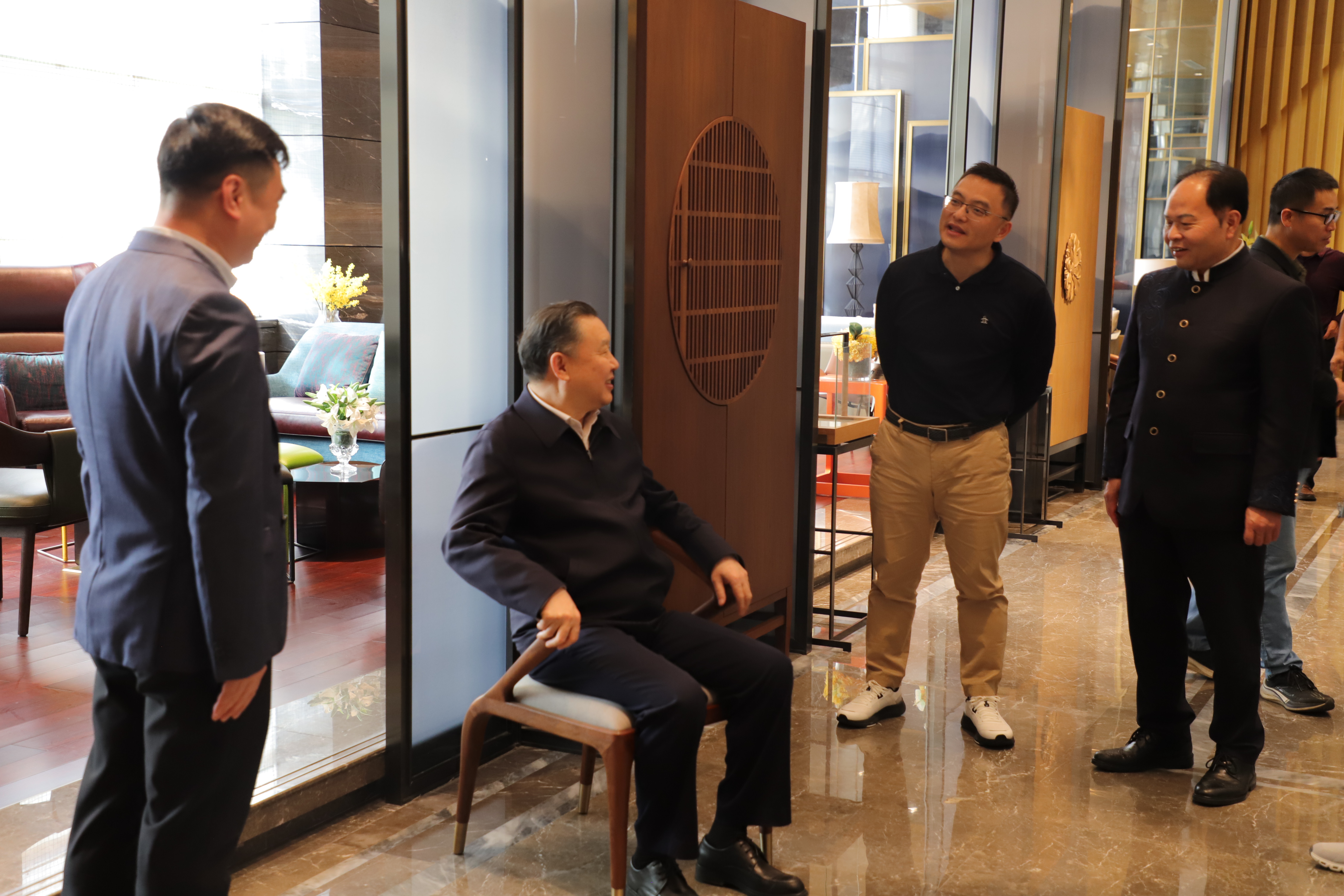 センユアン家具